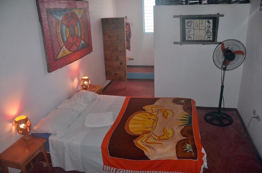 Hostel La Ballena Backpacker Las Galeras Exterior photo